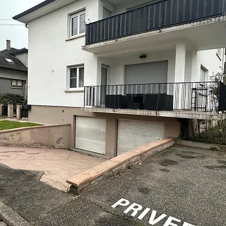 Avec Terrasse Apartment Illkirch-Graffenstaden